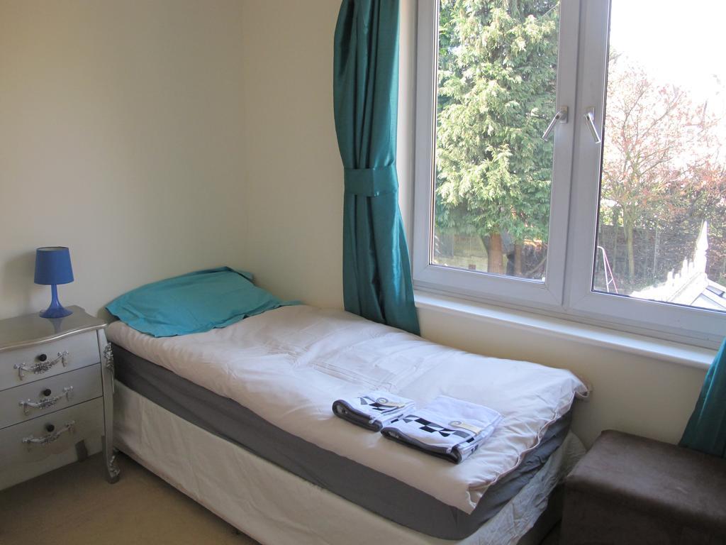 Westmorland - 4 Bedroom House - Free Parking For Up To 7 Cars - Walking Distance To Qmc And University - Ideal For Contractors And Large Groups Nottingham Buitenkant foto
