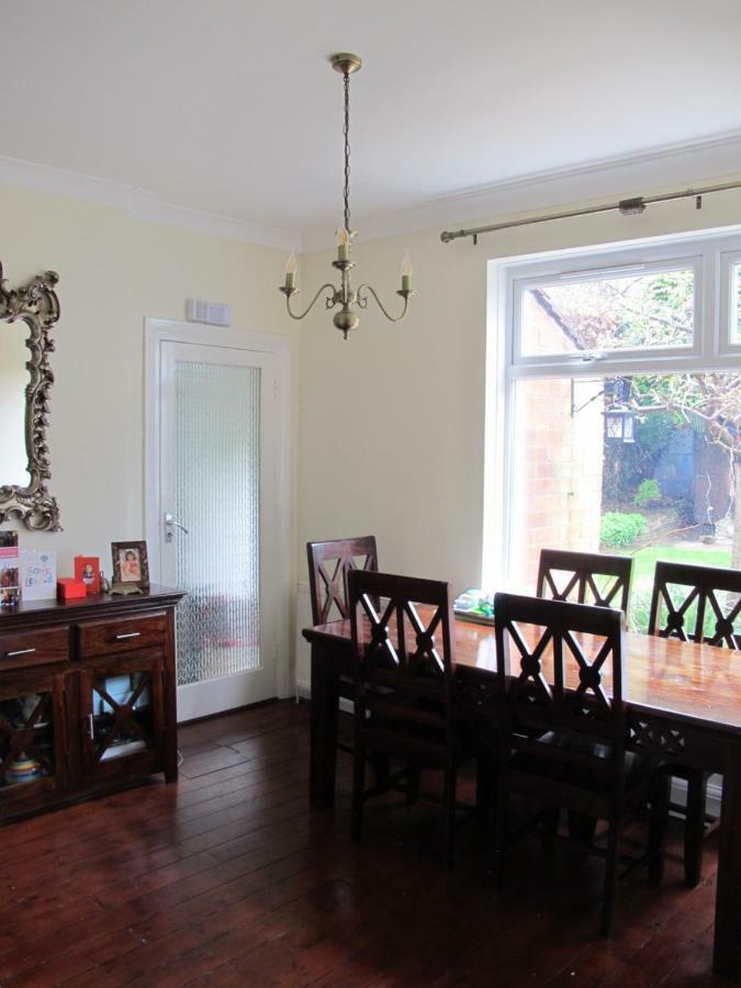 Westmorland - 4 Bedroom House - Free Parking For Up To 7 Cars - Walking Distance To Qmc And University - Ideal For Contractors And Large Groups Nottingham Buitenkant foto